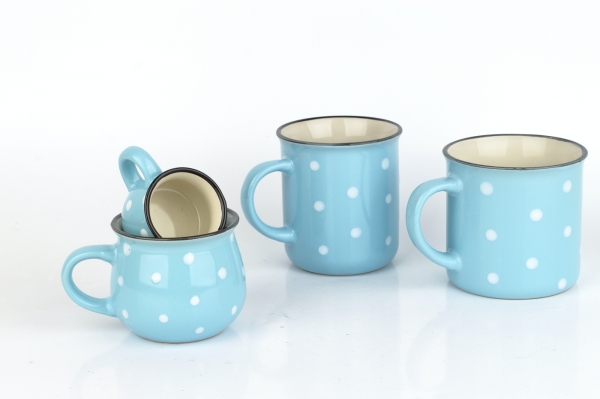Hrnek světle modrý s bílými puntíky 230ml