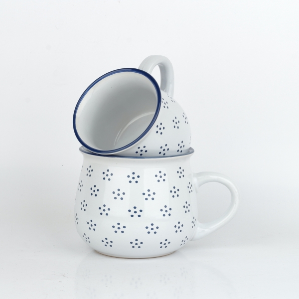 Hrnek větší bílý s černými tečkami 770ml