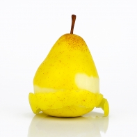 Hruška oloupaná 10cm žlutá