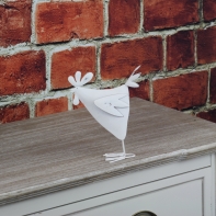 Jarní dekorace plechový kohout bílý 19cm