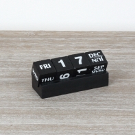 Kalendář 12x4,5x6cm dek5304