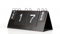 Kalendář stolní černý kovový 35x13x14cm