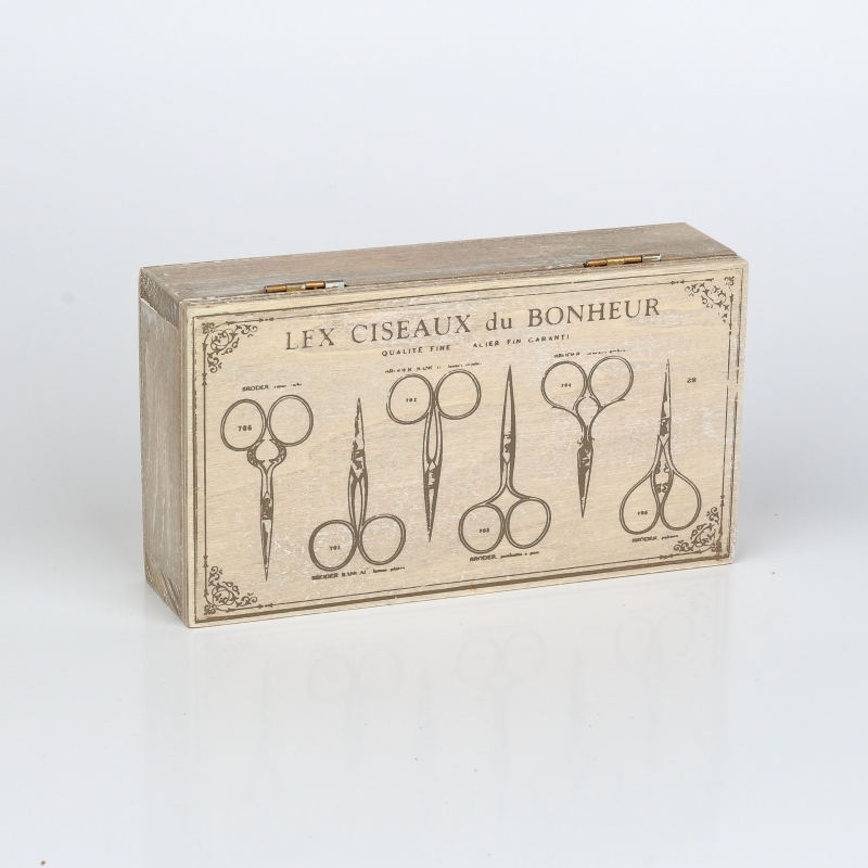 Kazeta na šití dřevěná 18x10x5cm