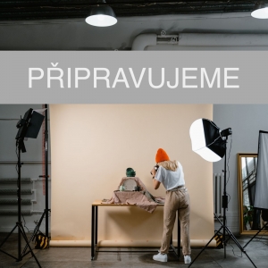 Keramický domeček na svíčku 15cm 6 oken béžová