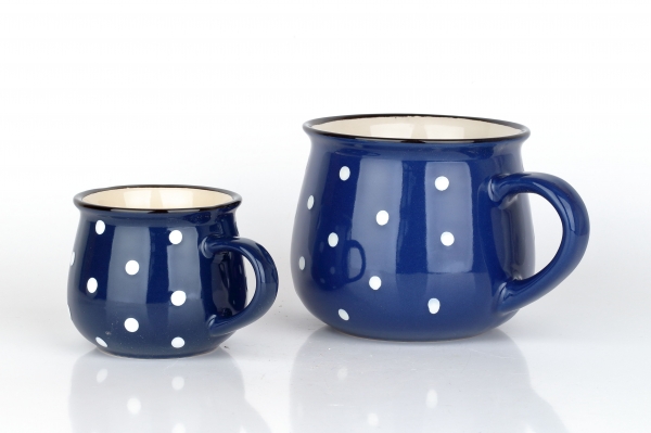 Keramický hrnek krajáč modrý s puntíky 770ml