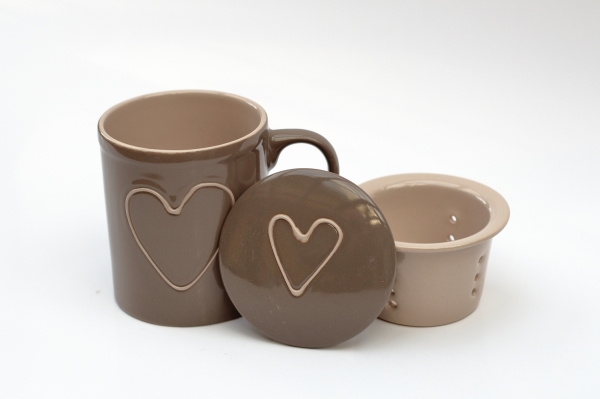 Keramický hrnek s víčkem hnědý 325ml