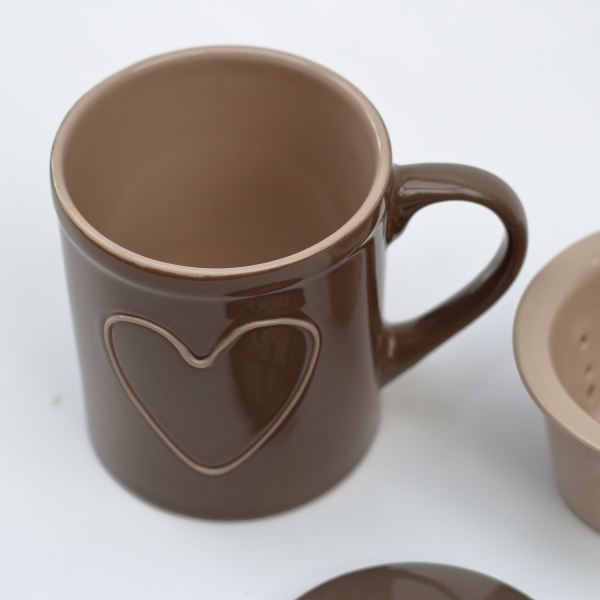 Keramický hrnek s víčkem hnědý 325ml