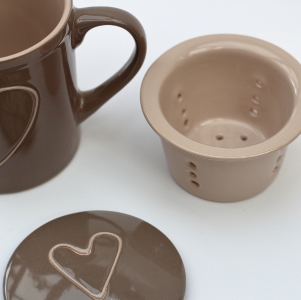 Keramický hrnek s víčkem hnědý 325ml