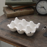 Keramický stojánek na vejce