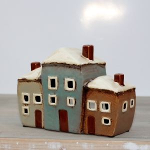 Keramický svícen tři domečky 19x8x13,5cm