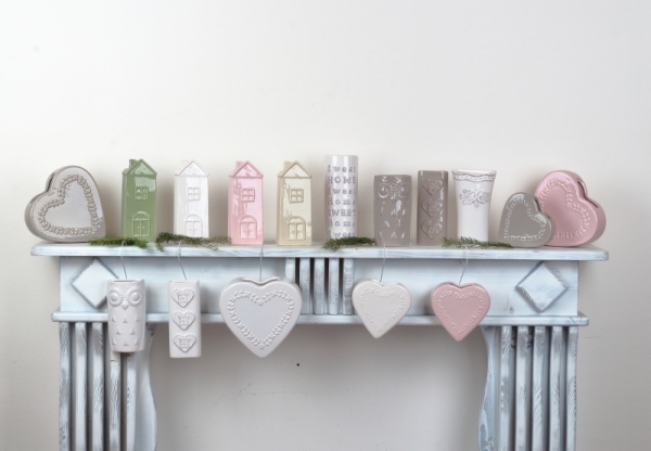 Keramický zvlhčovač vzduchu srdce bílý 13x3,2x13cm