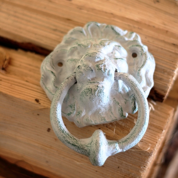 Klepadlo na dvere bílé