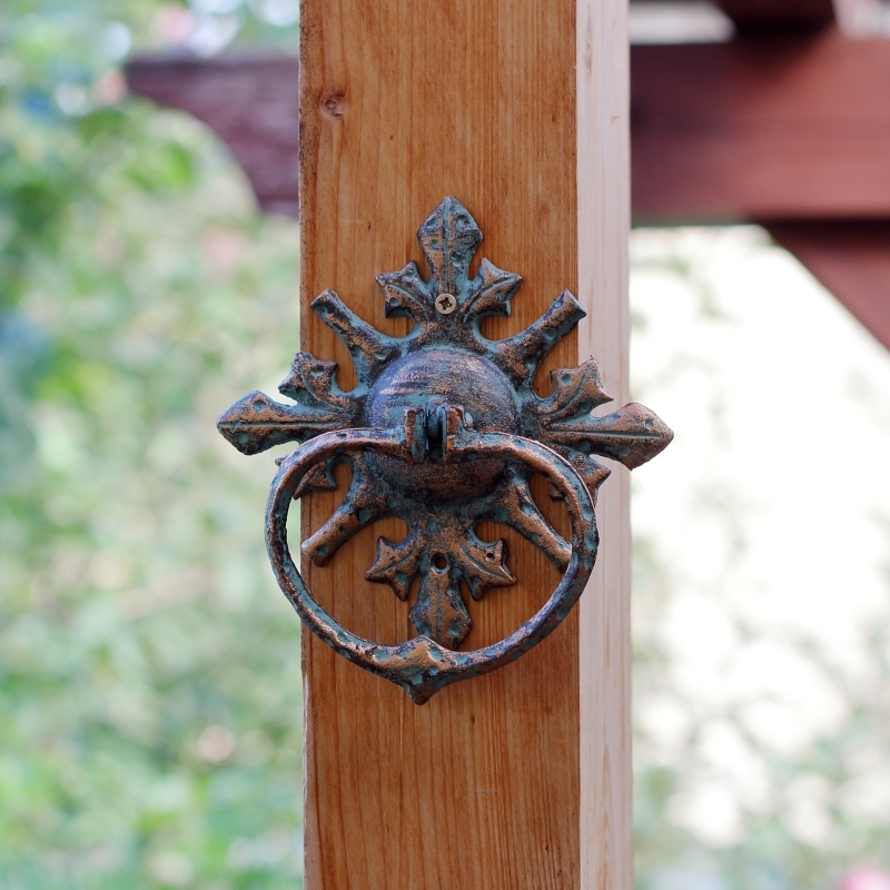 Klepadlo na dveře mosazné 17cm