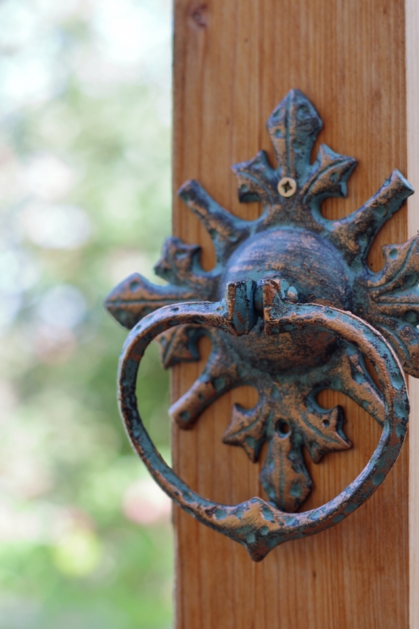 Klepadlo na dveře mosazné 17cm