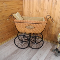 Kočárek 83x32x69cm bez střechy