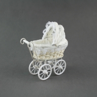 Kočárek dekorační bílý
