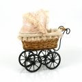 Kočárek pro panenky proutěný retro 17x10x20cm