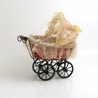 Kočárek proutěný retro tmavý 21x20x12cm