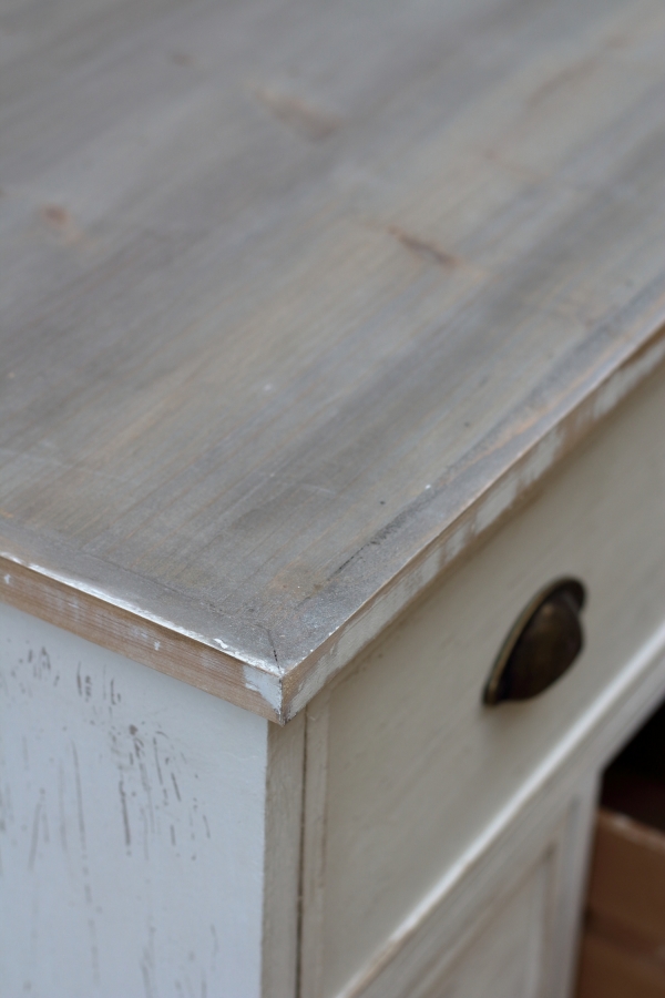 Komoda bílá 80x45x75cm