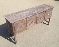 Komoda na nožkách 45x160x75cm