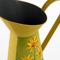 Konev kovová žlutá