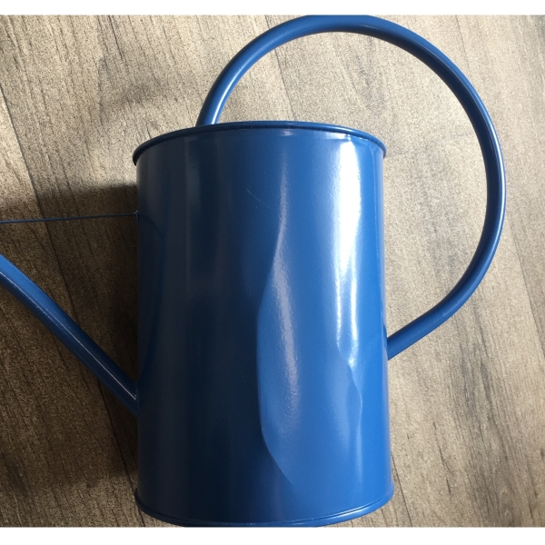 Konev na zalévání 1,5l - vyřazeno