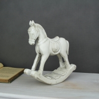 Koník houpací bílý 23x20cm