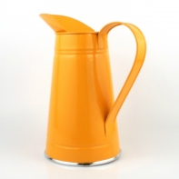 Konvička kovová oranžová