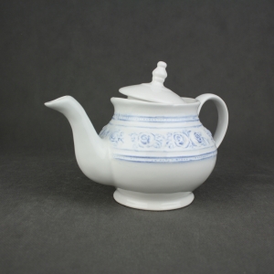 Konvička modré růže 0,8l - poškozená poklička !