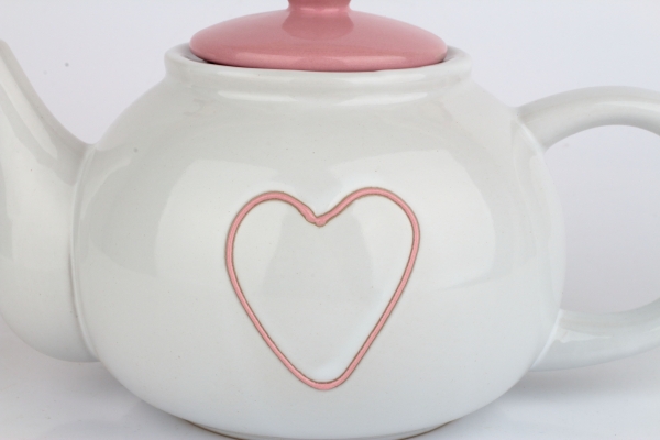 Konvička na čaj se srdcem růžová 1l