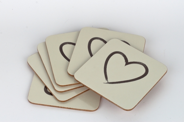 Korkové prostírání pod hrnky se srdcem (sada 6ks) 10x10cm