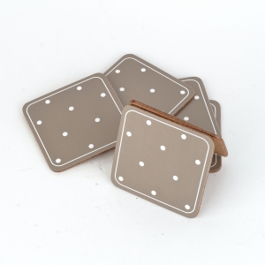 Korkové prostírání