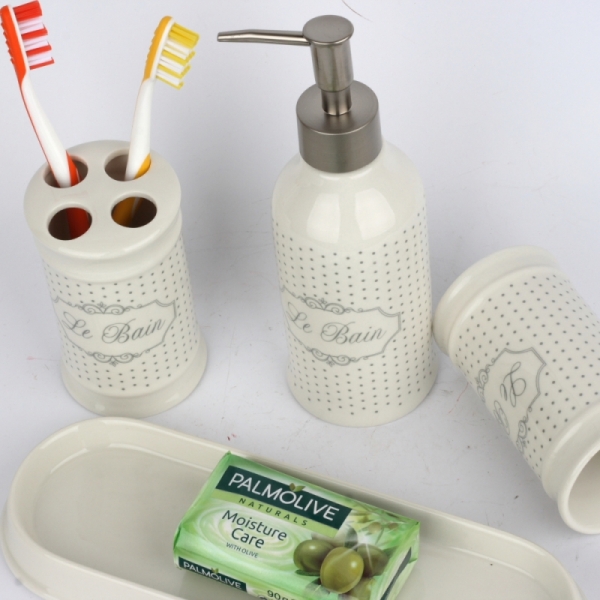 Koupelnový set Le Bain 4ks