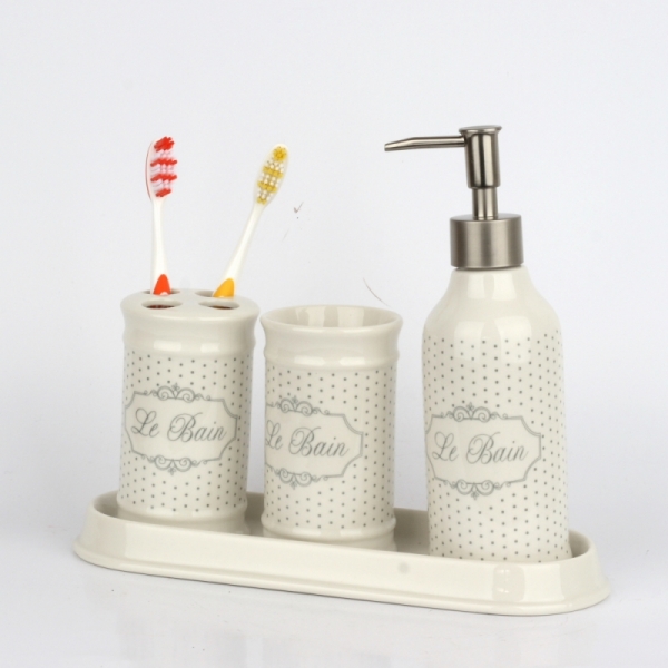 Koupelnový set Le Bain 4ks