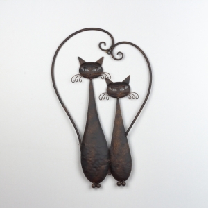 Kovová dekorace na zeď zamilované kočky 32x52cm 