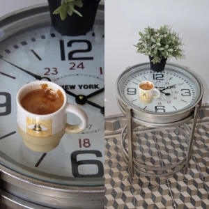 Kovové hodiny - stolek 42,4×54,2×42,4cm