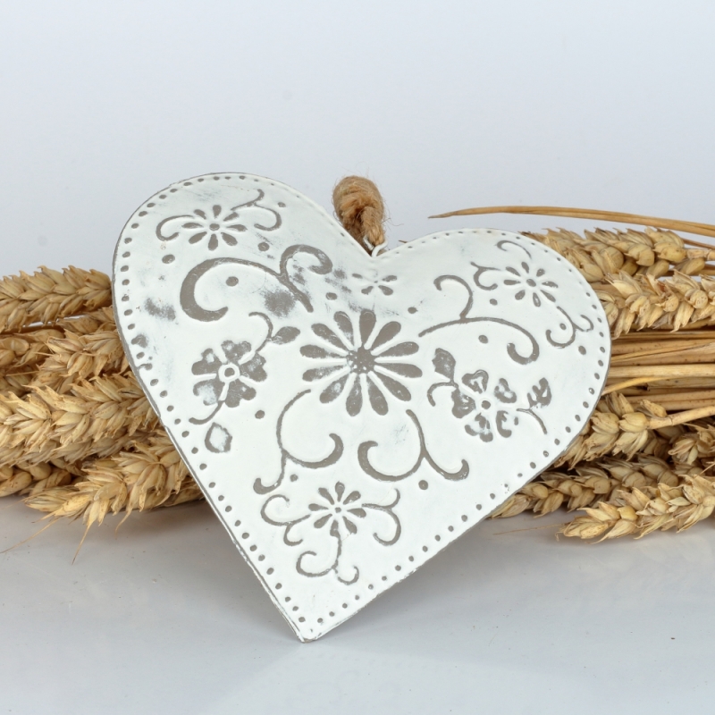 Kovové závěsné srdce s motivem květin 13×22×3cm