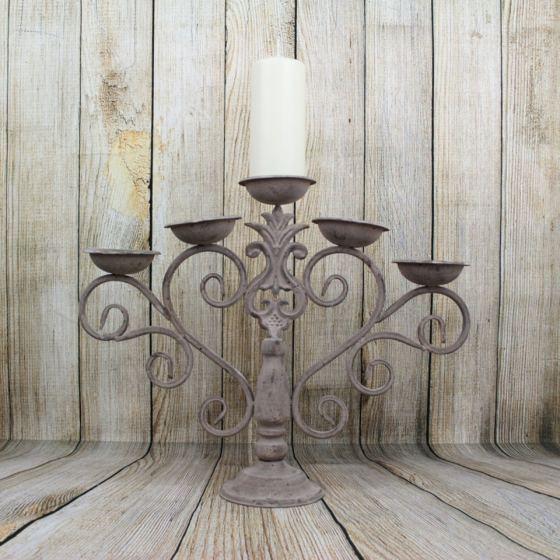 Kovový pětiramenný svícen starodávný vzhled - poškozený dek4490