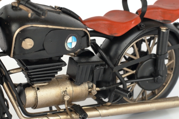 Kovový retro model motorky plech 28cm 