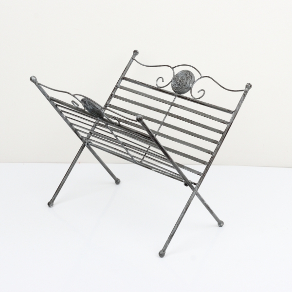 Kovový stojan na časopisy 36x35x31cm