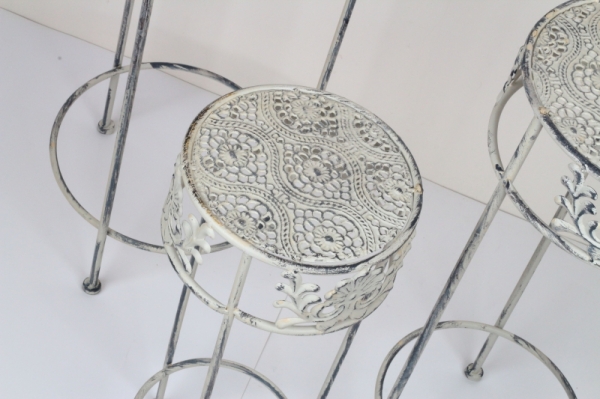 Kovový stojan na květiny 70cm