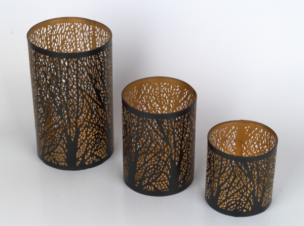 Kovový svícen na čajovou svíčku 11x15x11cm