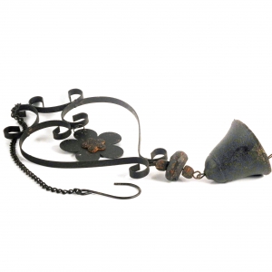 Kovový závěs se zvonkem 70cm