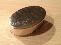 Krabička na léky motýl