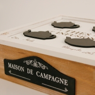 Krabička s motivem konviček 