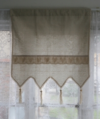 Krátká vintage záclona do kuchyně srdce 60x60cm