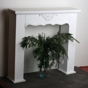 Krbová římsa bílá 130x99x30cm