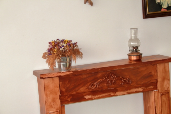 Krbová římsa hnědá 110x100x23cm