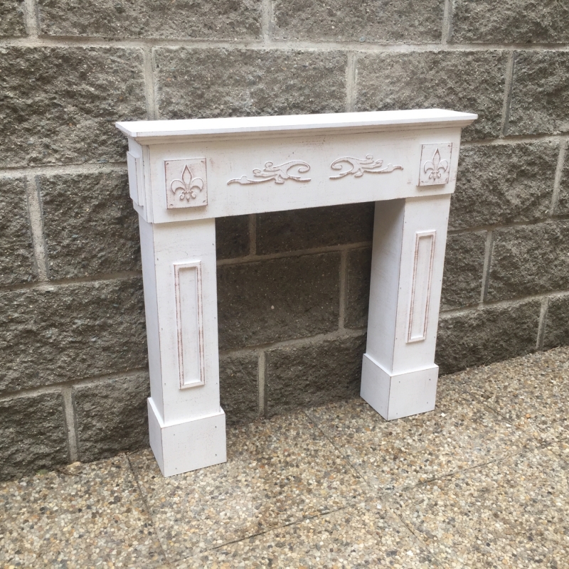 Krbová římsa krémová s patinou 66x63x14cm