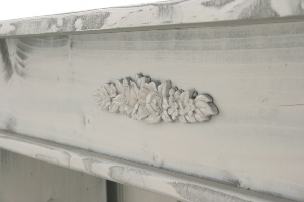 Krbová římsa s vyřezávanými nohami 125x25x100cm